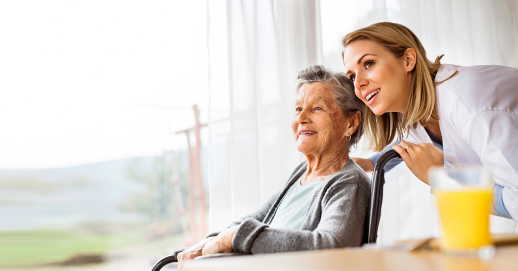 Check-list complète d'équipements pour maintien à domicile d'un parent âgé