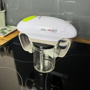 Ouvre-bocaux électrique senior — Arthrose & mains douloureuses