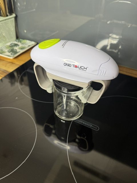 ouvre bocal automatique